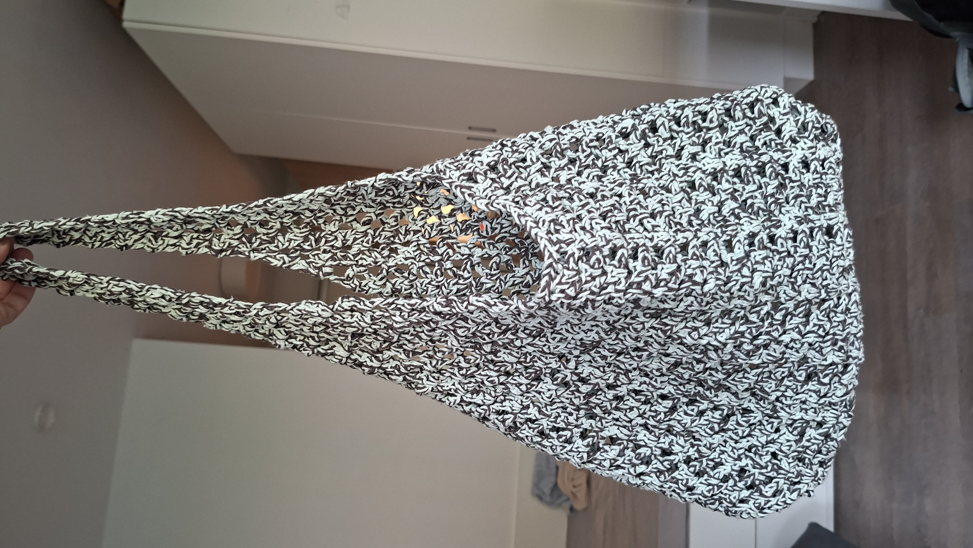 images/lacy_spider_column_stitch_totebag_4.jpg