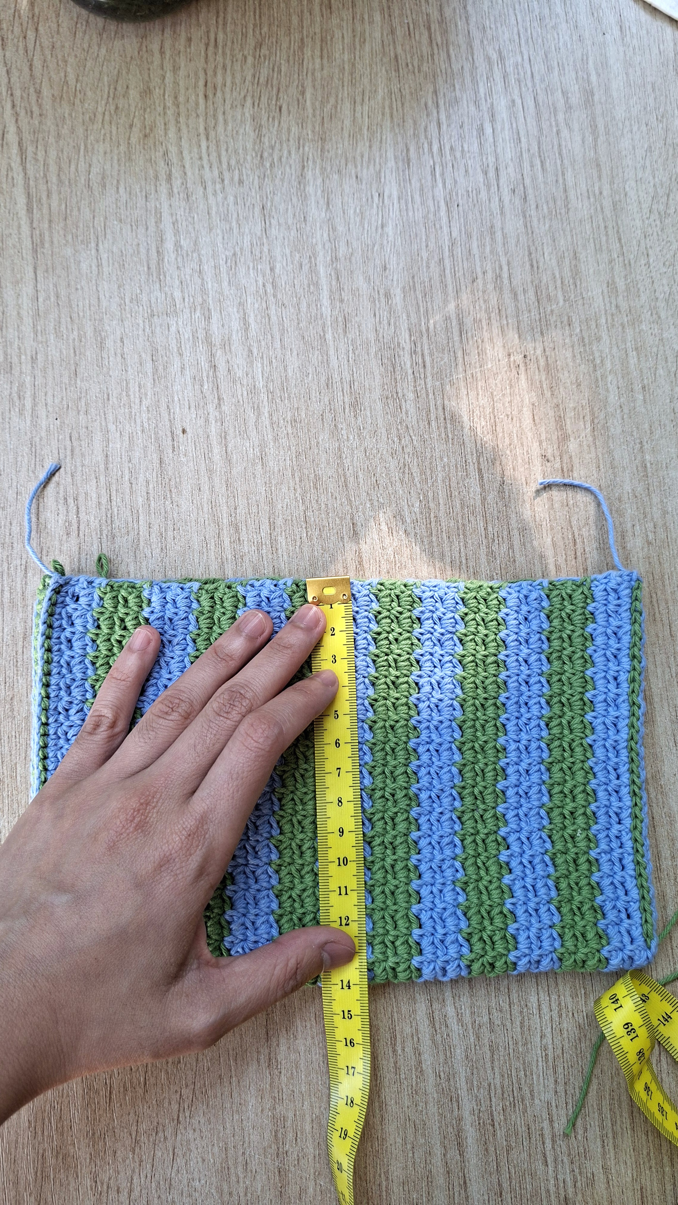 images/sieve_stitch_pouch_1.jpg